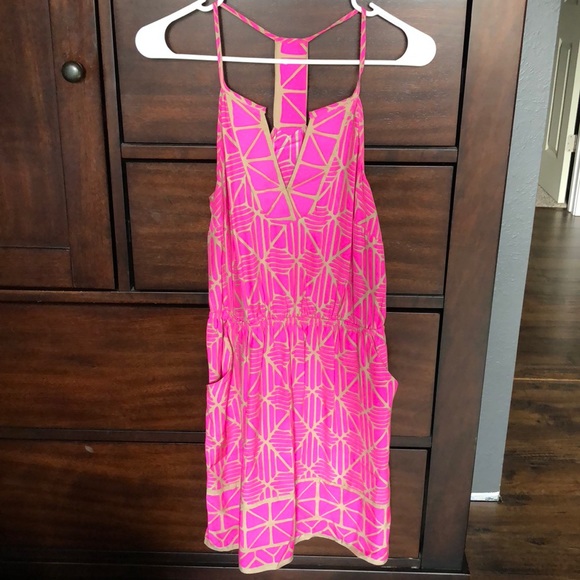 Alice & Trixie Dresses & Skirts - Gorgeous Alice & Trixie Racerback Dress